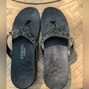 Vionic Orthaheel Women’s Black Jeweled Sandal Size 10.